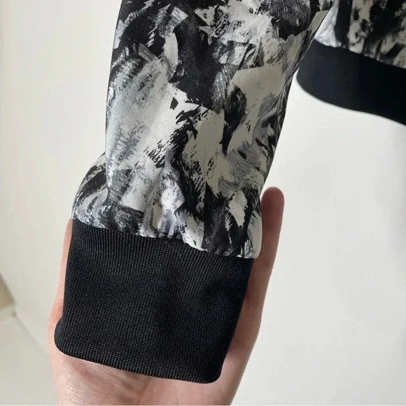 Nike Womens Bonded Woven Reversible Bomber Jacket Size Small - Picture 11 of 12